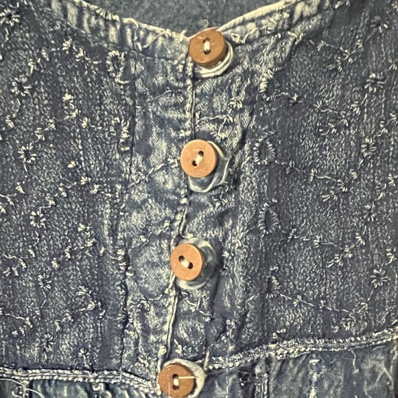 Zuri Embroidered Prairie Denim-Blue Button Front Sleeveless Dress M/L - Picture 4 of 4